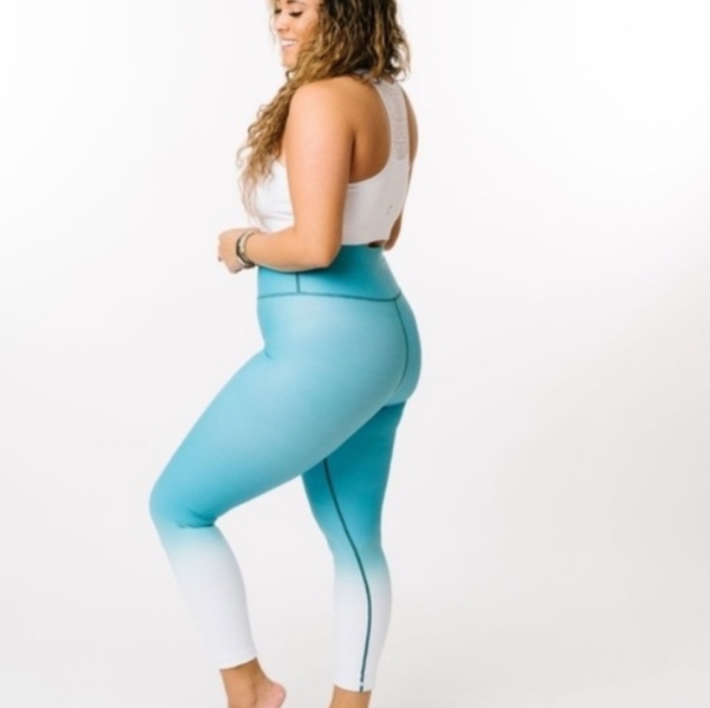 ZYIA Active Teal Venom Metallic Ombre Light n Tight Hi-Rise 7/8